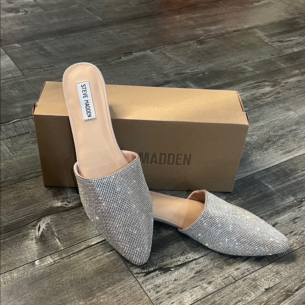 Steve Madden Glittering Silver Mules